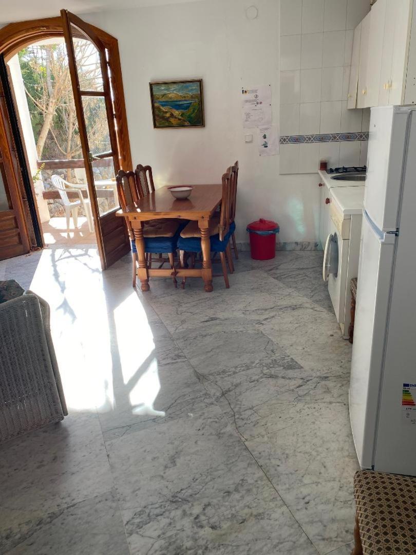 Casa-B- Pequeno Conjunto Adosados Lejlighed La Caleta-Guardia Eksteriør billede
